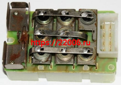 Реле регулятор БПВ-4 Иж с фишкой Реле регулятор БПВ-4 Иж с фишкой